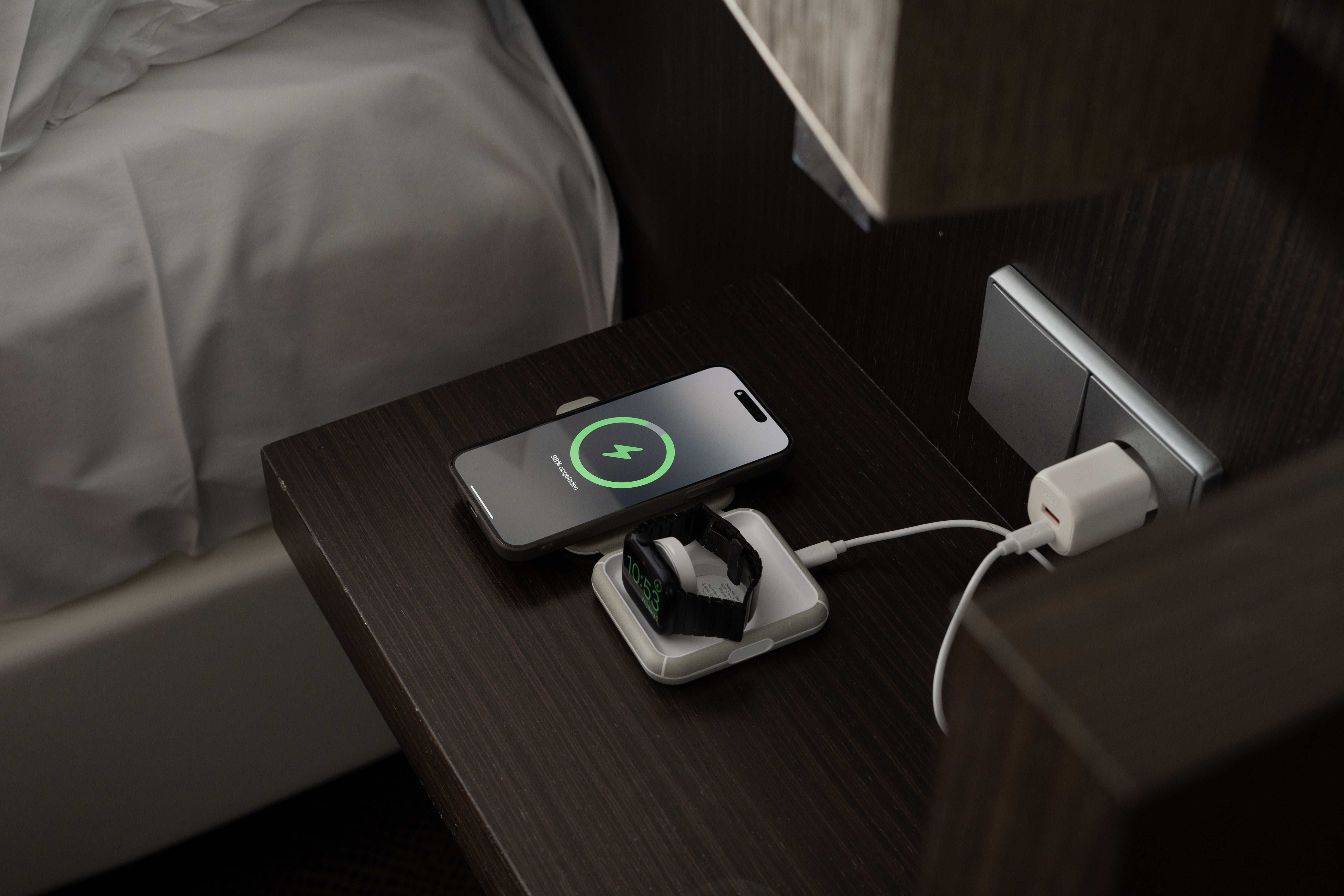 iPhone Wireless Chargers tagged "Serie_Wireless Series" Xtorm EU