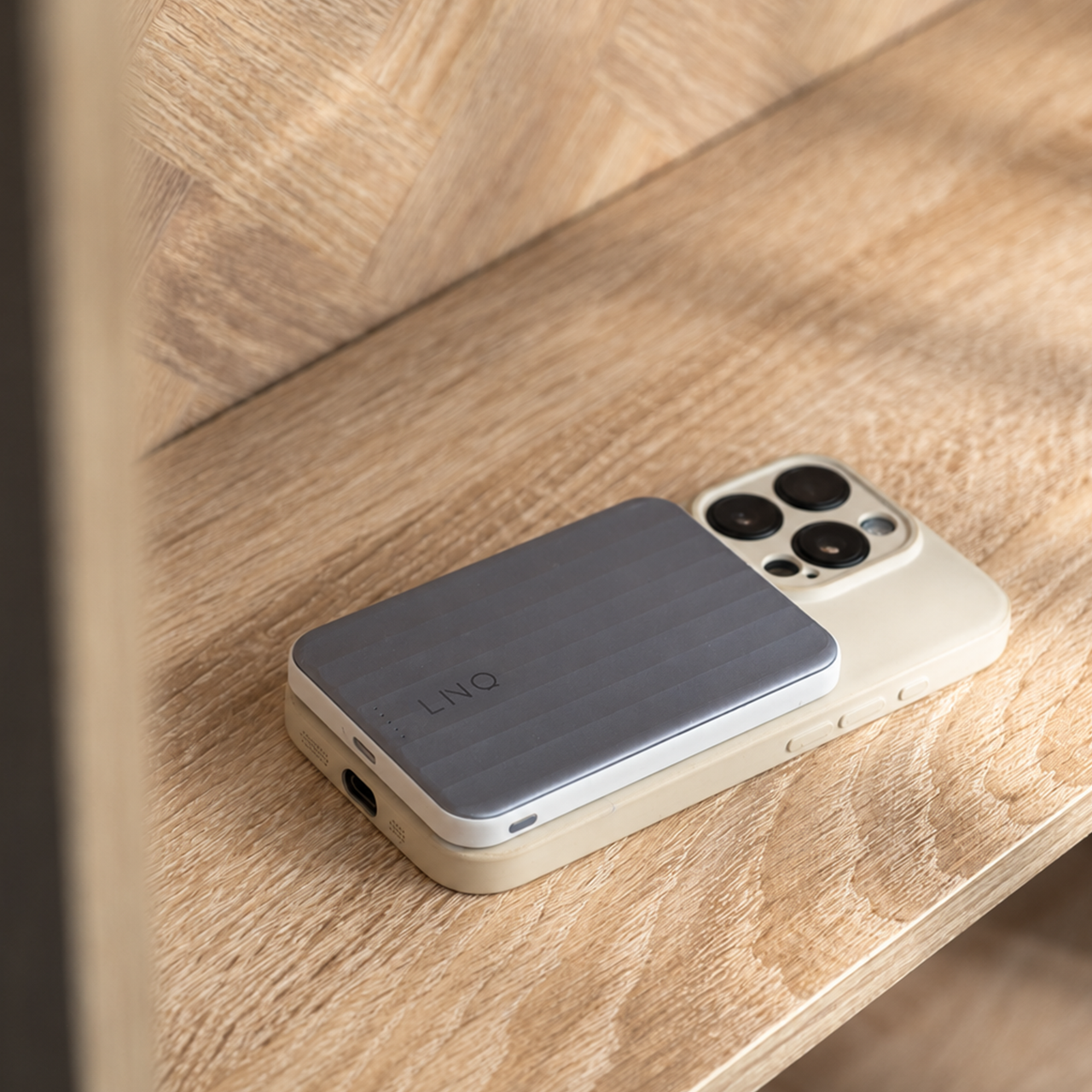 LINQ Semi-solid State Magnetic Power bank 5.000