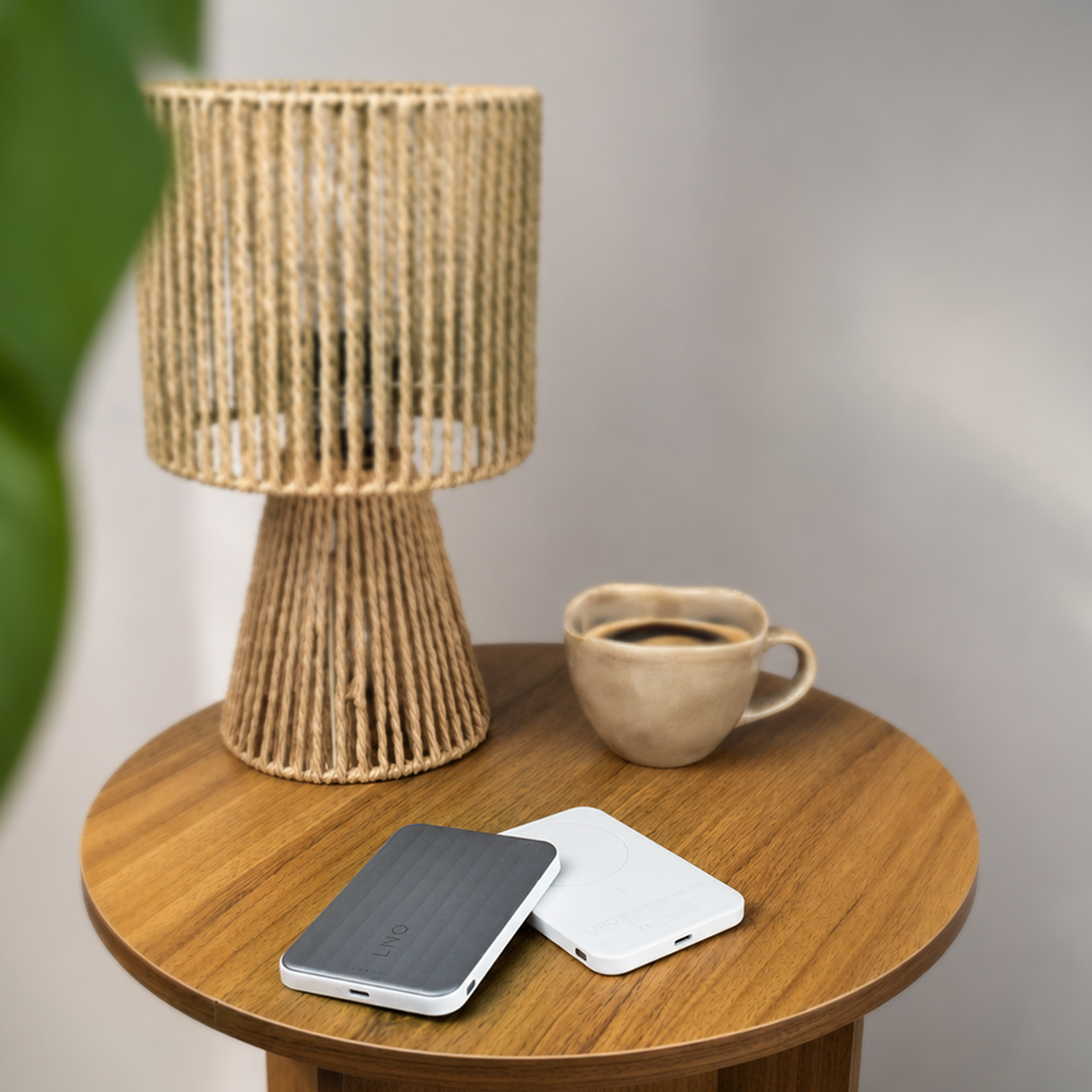 LINQ Semi-solid State Magnetic Power bank 5.000