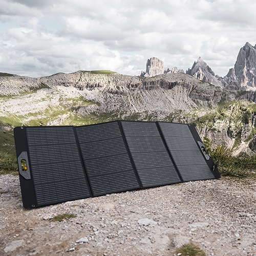 PYOMAROです Xtorm| XP2 Foldable Solar Panel 200W for Power Stations | XP2SW200