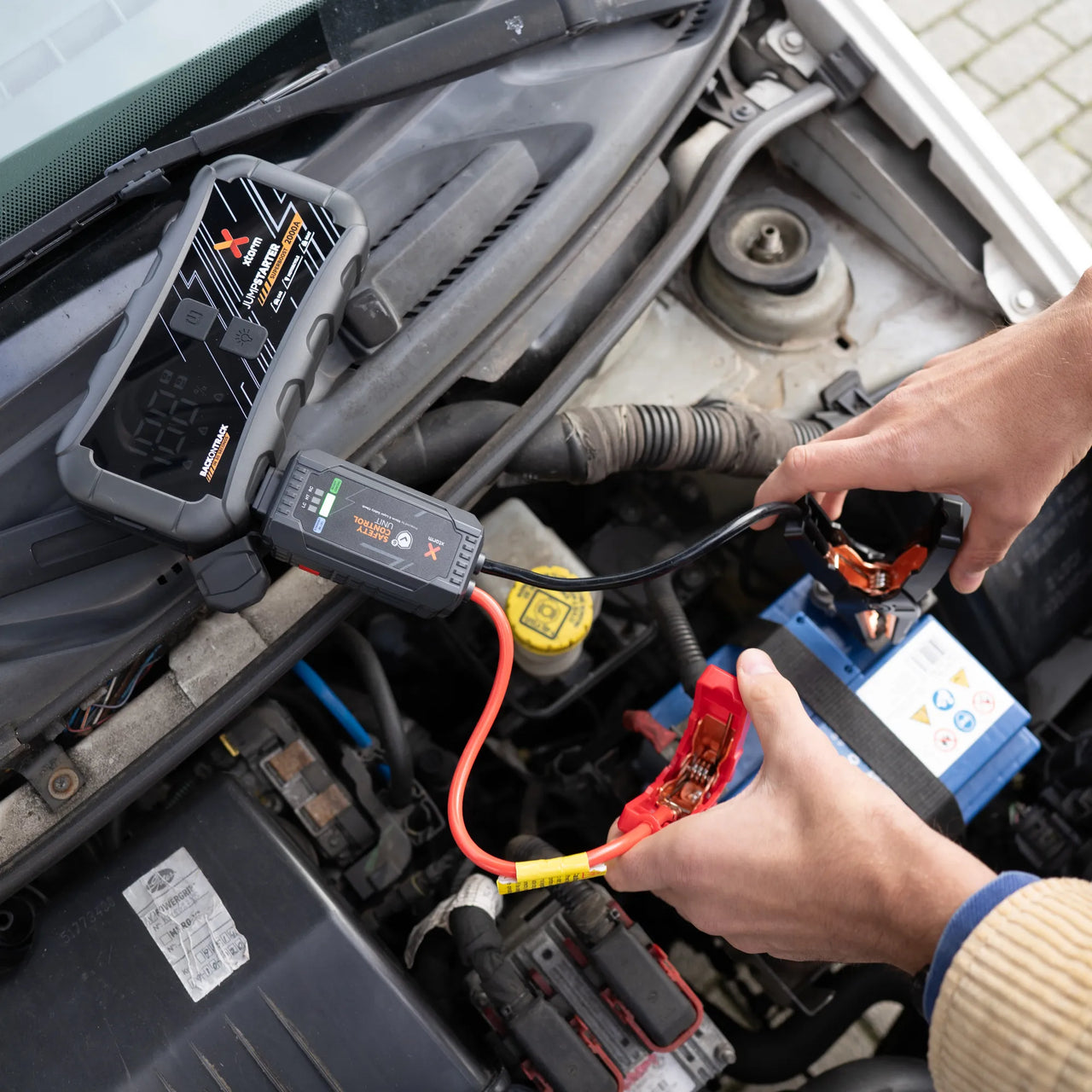 Xtorm Jumpstarter 2000A
